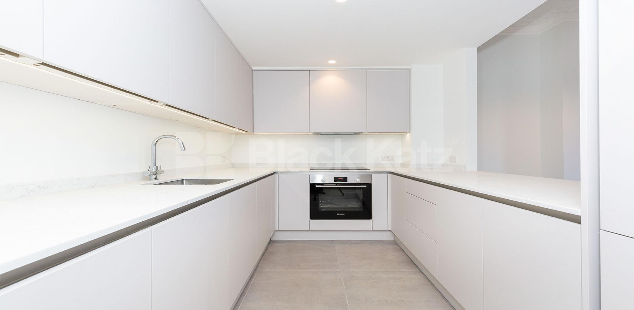 			2 Bedroom, 1 bath, 1 reception Flat			 Hilldrop Road, Tufnell Park